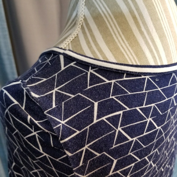 🌻🌺🌻MAX STUDIO TUNIC!! - Picture 5 of 6